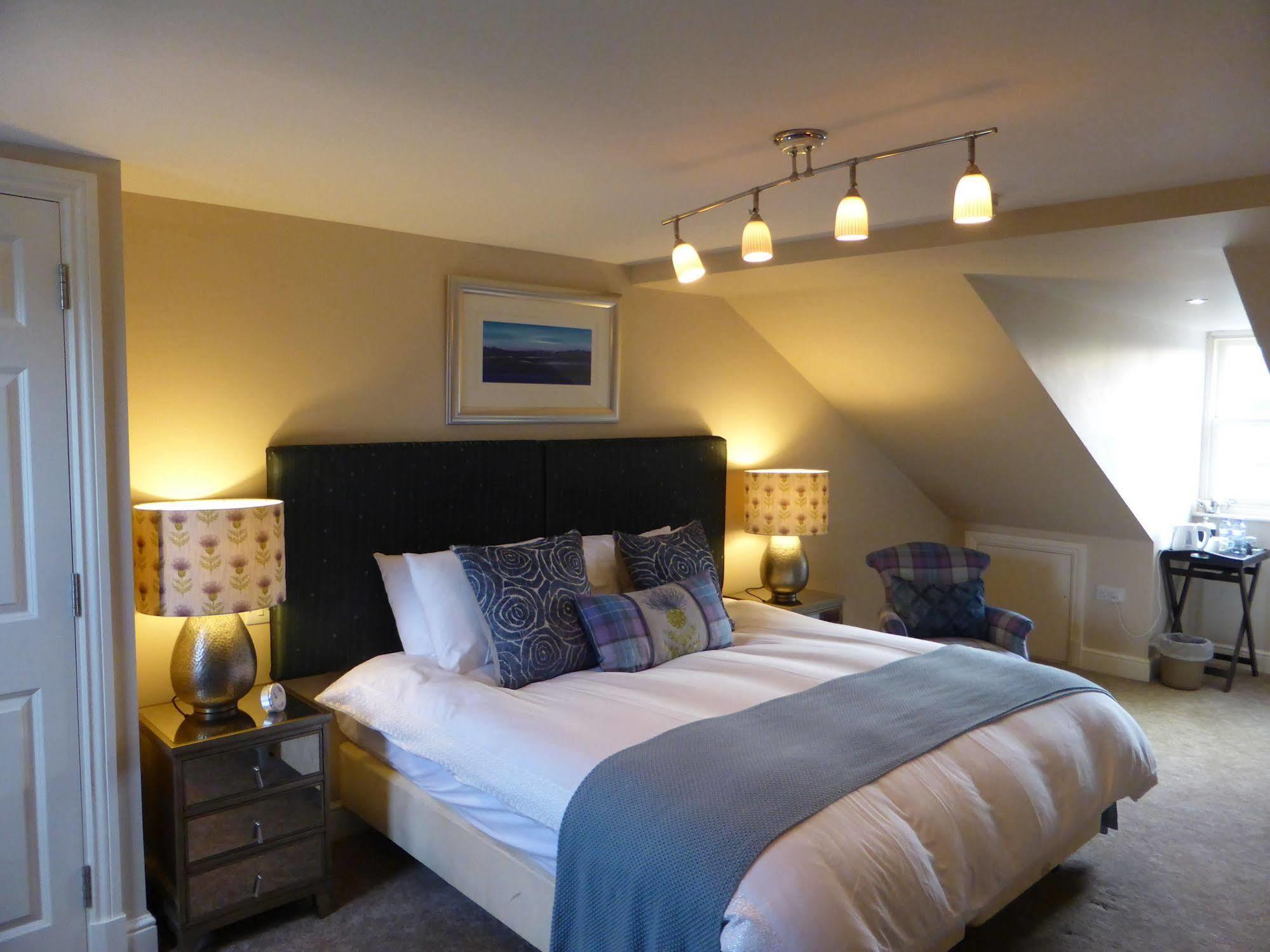 Lynwood House Tempat Tidur & Sarapan 4*